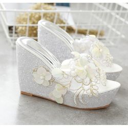 Ladies Flower Wedge Sandal