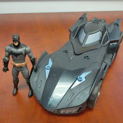 The Dark Knight Batman and His Batmobile Very good condition collectable and clean