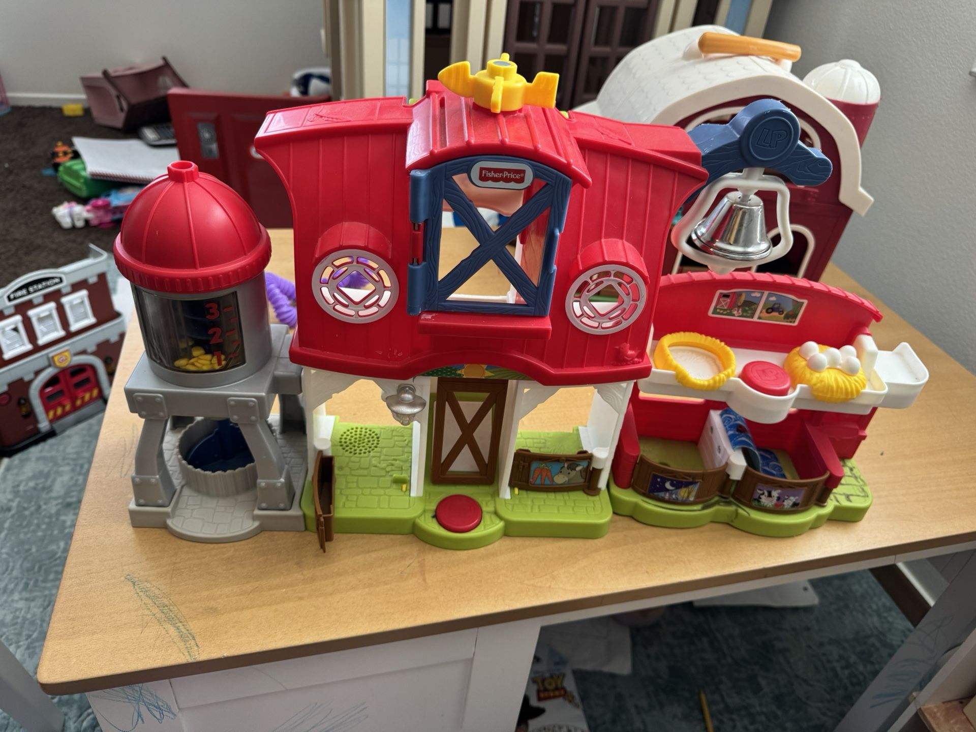 Fisher Price Barn 