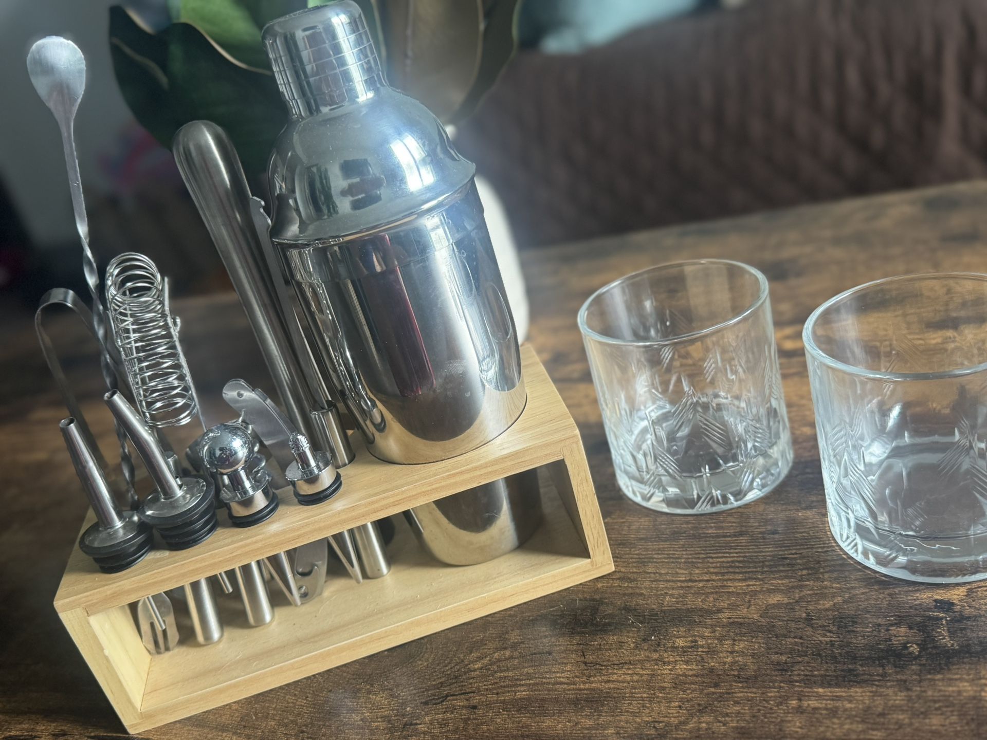 Cocktail Shaker Set Bartender Kit with Stand