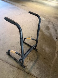Freestanding Dip Station Power Tower