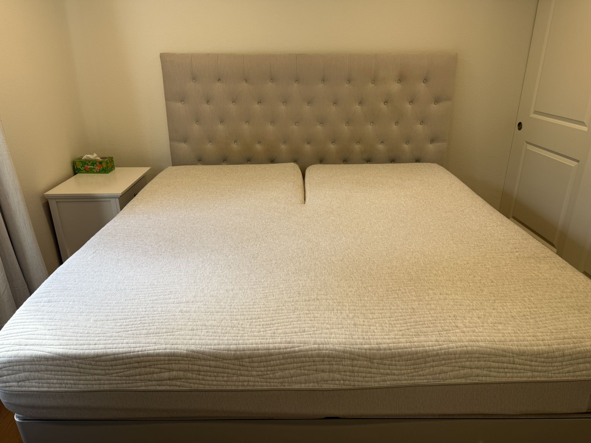 Sleep Number Smart King Bed – FlexTop Mattress + Adjustable Base – $1,000