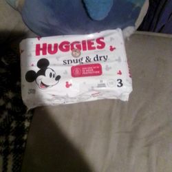 Huggies Snug N Dry  Size 3