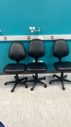 Vinyl lab chairs lot of 3