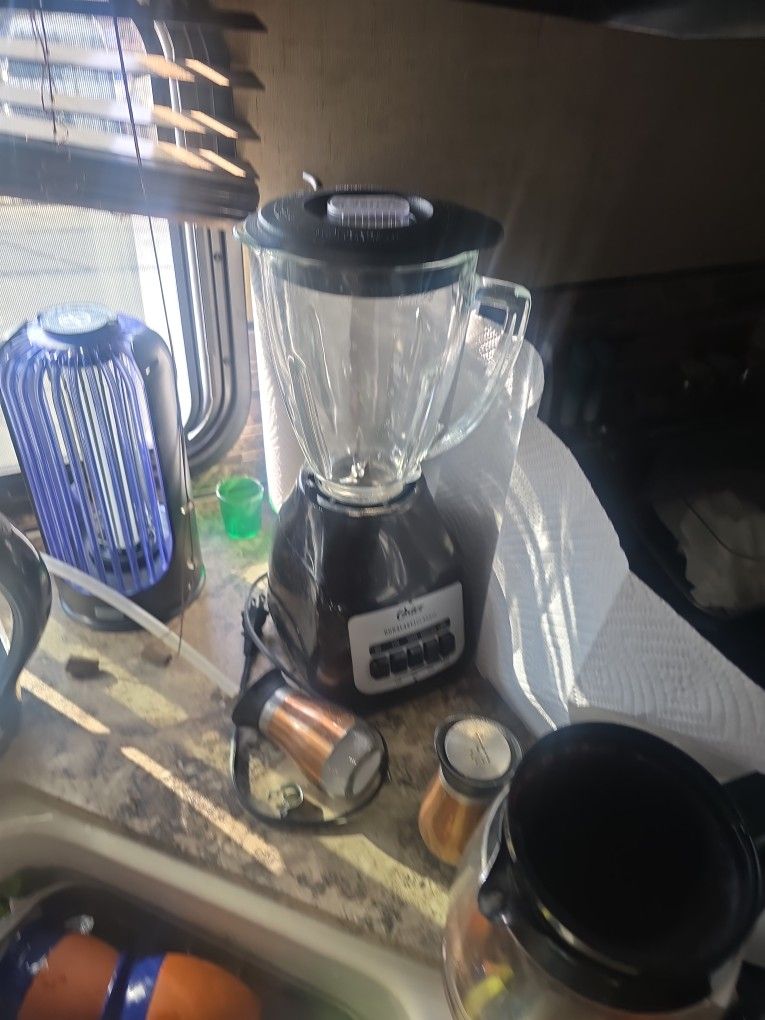 Food Blender Oster Works Great