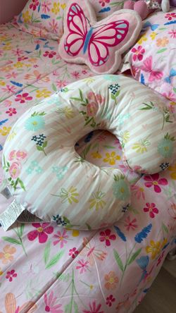 Boppy pillow