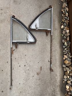 52-54 Ford / Merc Back Door Wing windows (4 Door)