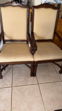 Vintage curved arms