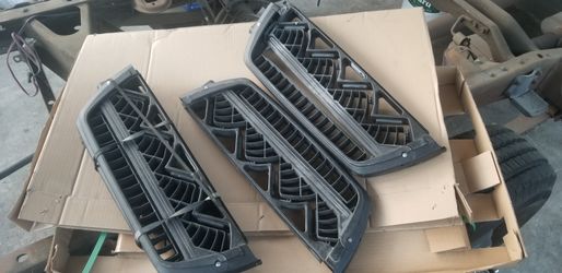 Ski rack attachment. Bmw
