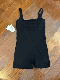 Black Seamless Ribbed Romper / Biker Shorts Romper – Size S