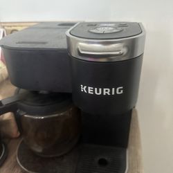 Coffee pot And keurig 