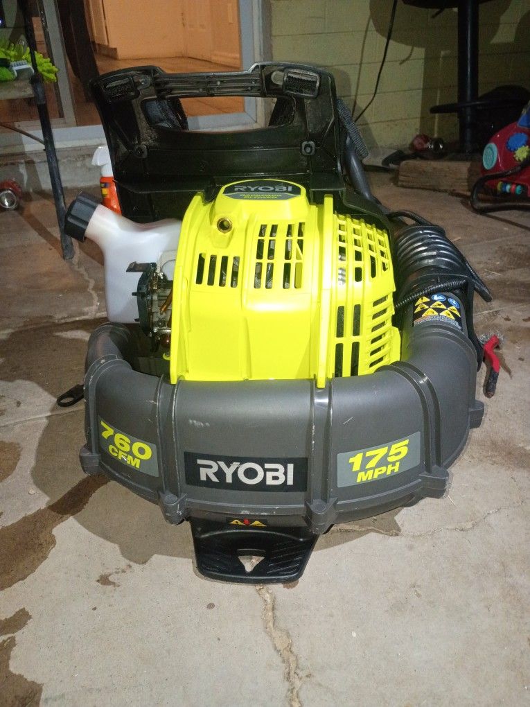 Ryobi Backpack Leaf blower