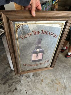 Whidbeys Liquor Mirror Sign