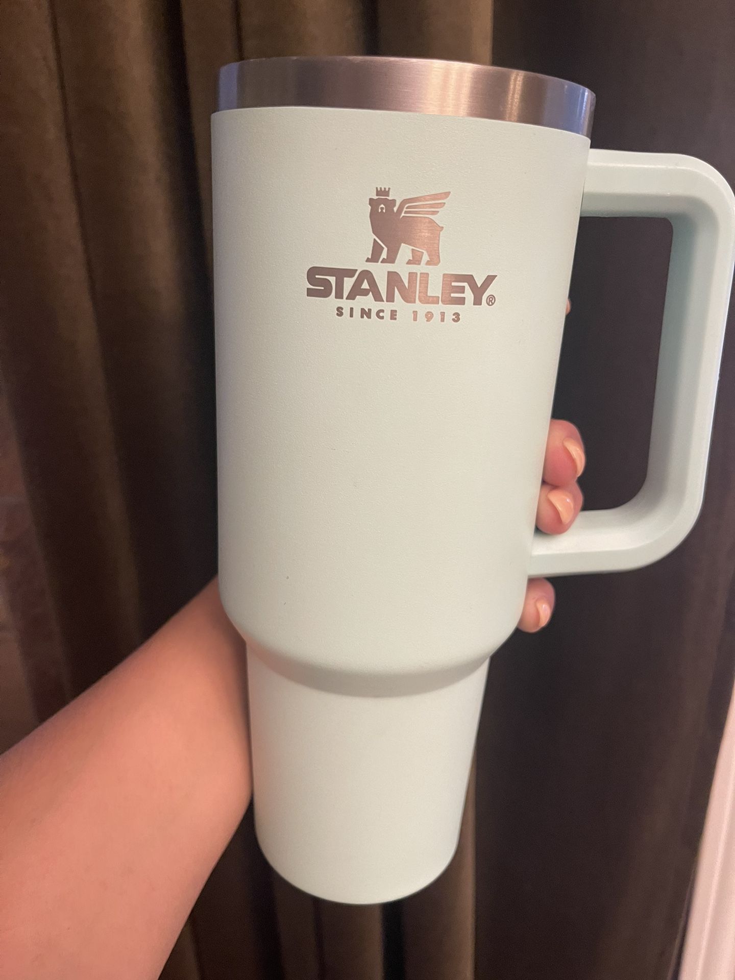 Stanley Adventure 40oz Stainless Steel Quencher Tumbler - White Terrazzo  Confetti for Sale in Pacifica, CA - OfferUp