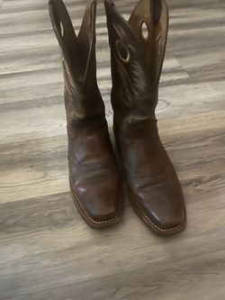 Ariat boots size 9DD