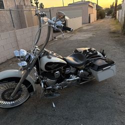 Harley Davidson Heritage Softail Cow Glide