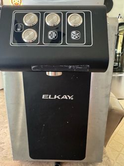 Elkay water filtration machine