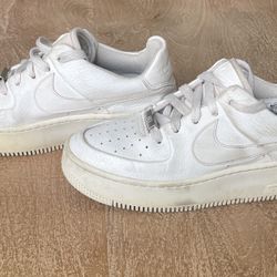 Nike Air Force 1 Sage Low Platform Sneakers Women’s Size 7 – White – San Clemente