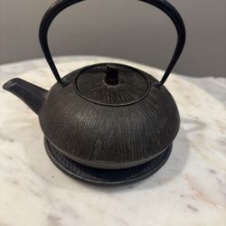 Vintage Nanbu Tikki Japanese Cast Iron Teapot Kettle Tetsubin With Lid and Trivet 