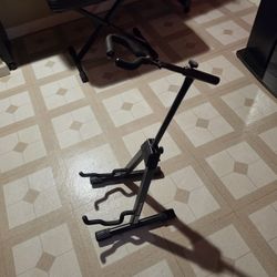 ON-STAGE STANDS PRO FLIP-IT A-FRAME GUITAR STAND 