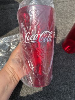 Cocq Colq Plastics Cups