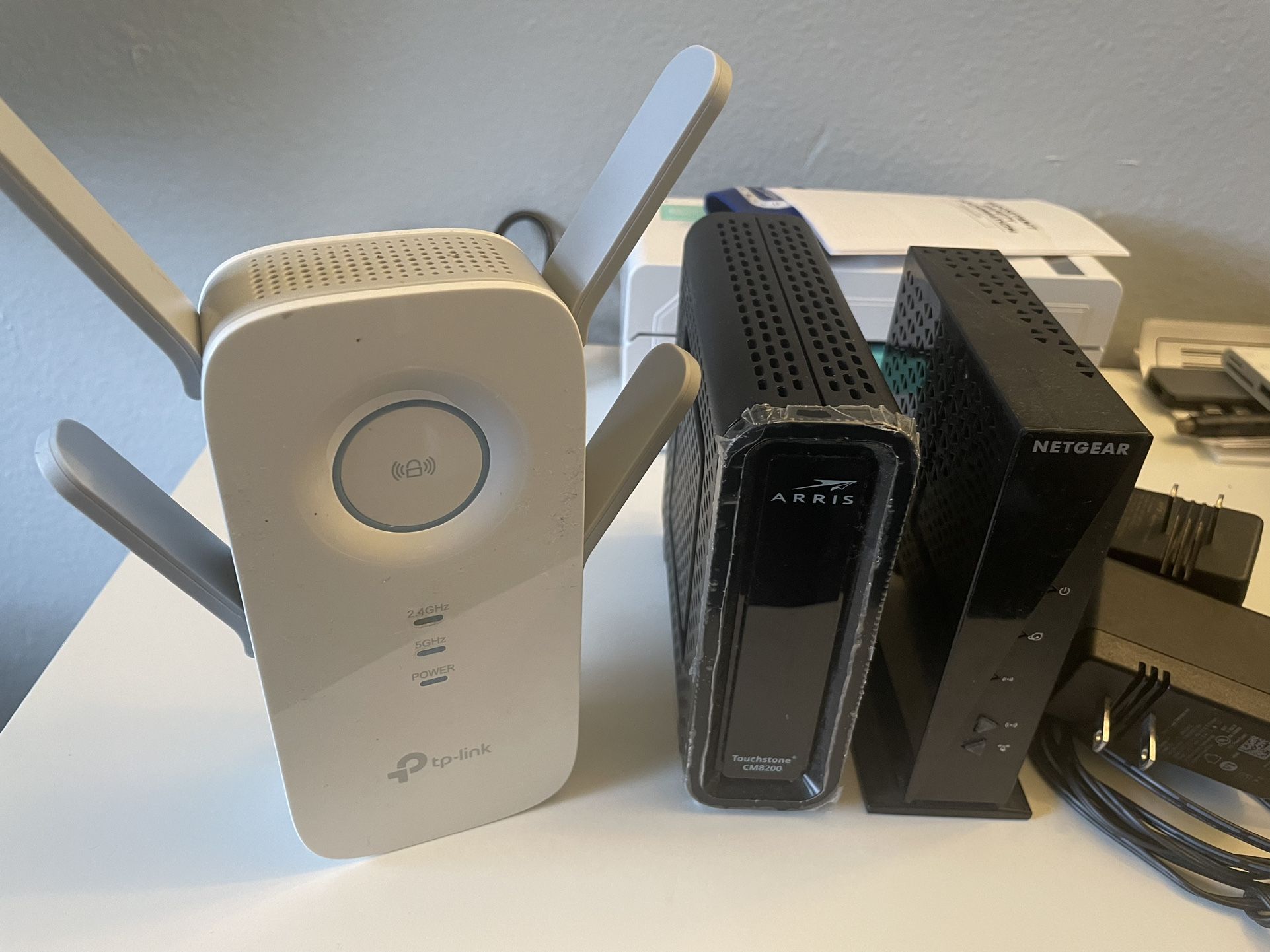 Tp Link Wifi Extender, Arris modem & Netgear router