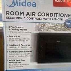 Midea Room Air Conditioner 6,000 BTU With Remote Control