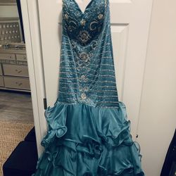 Blue Glamorous Prom Dress 