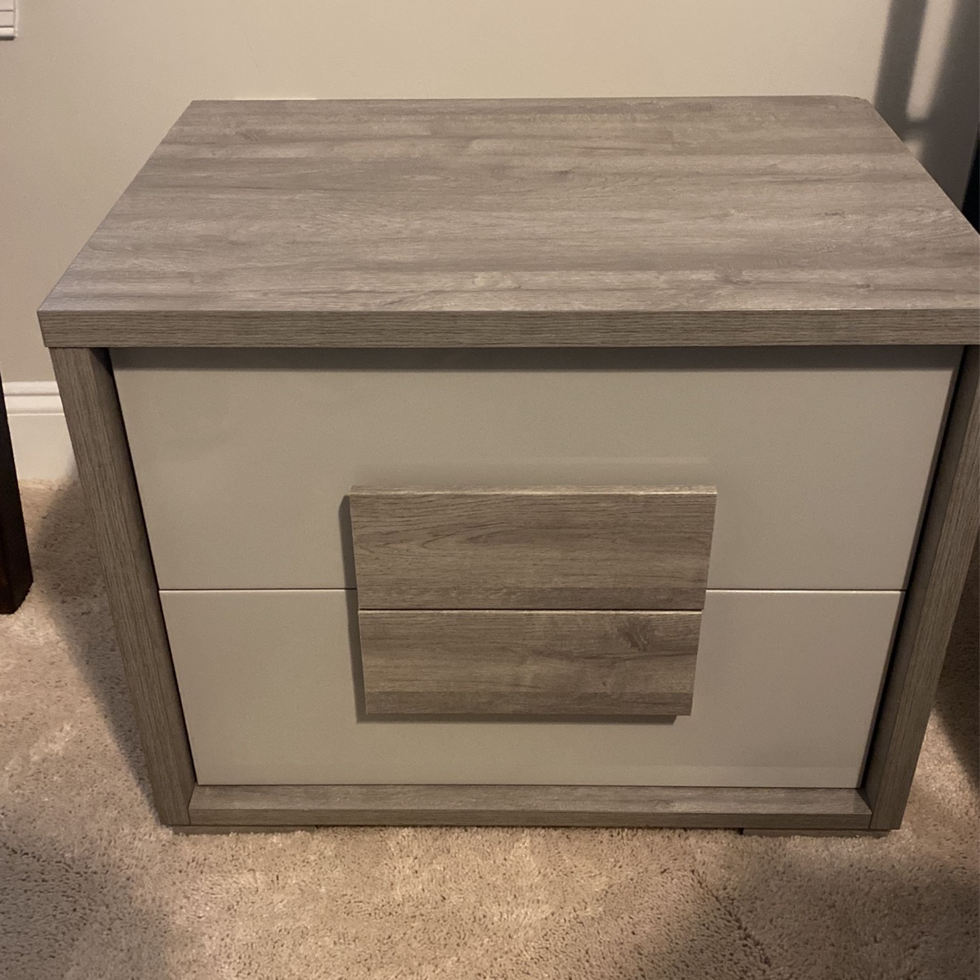 Dresser, Mirror And 2 Nightstands