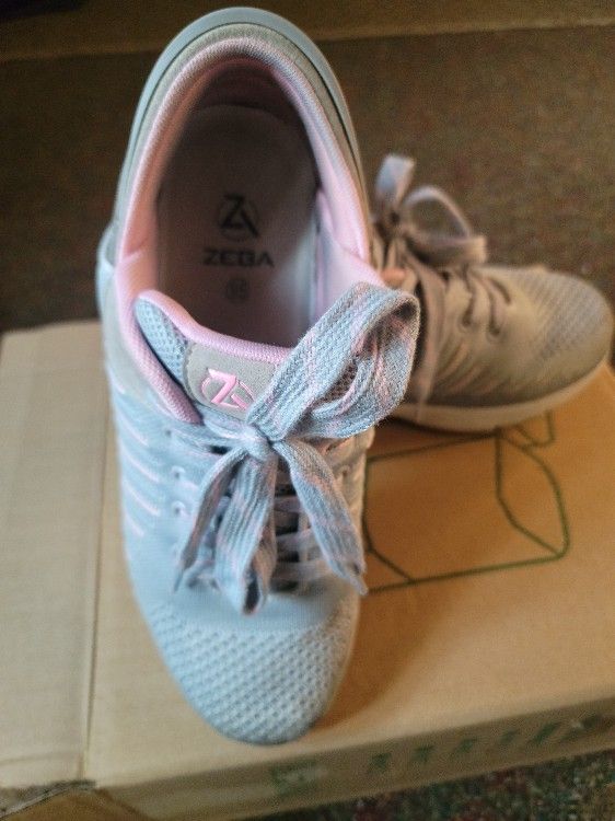 Zeba Hands Free Tennis Shoes