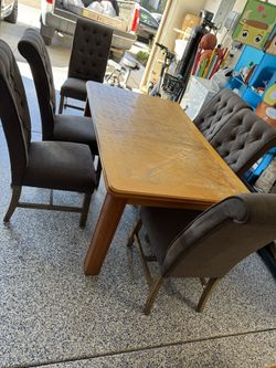 Dining table +6 chair 