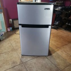 Mini Refrigerador Magic Chef