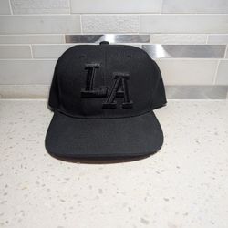 LA Los Angeles snapback cap - baseball - hat - never worn
Headlines brand