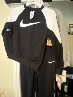 NIKE TRACK SUIT 5T