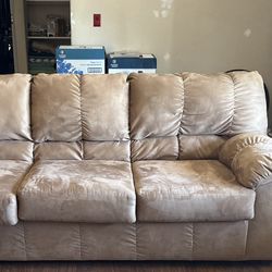 Sofas and Side Table Must Go Moving On 2/19!!! $50