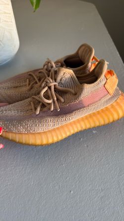adidas Yeezy Boost 350 V2 Clay