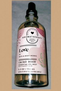Bath & Body Works Rose Vanilla Essential Oil Mist
