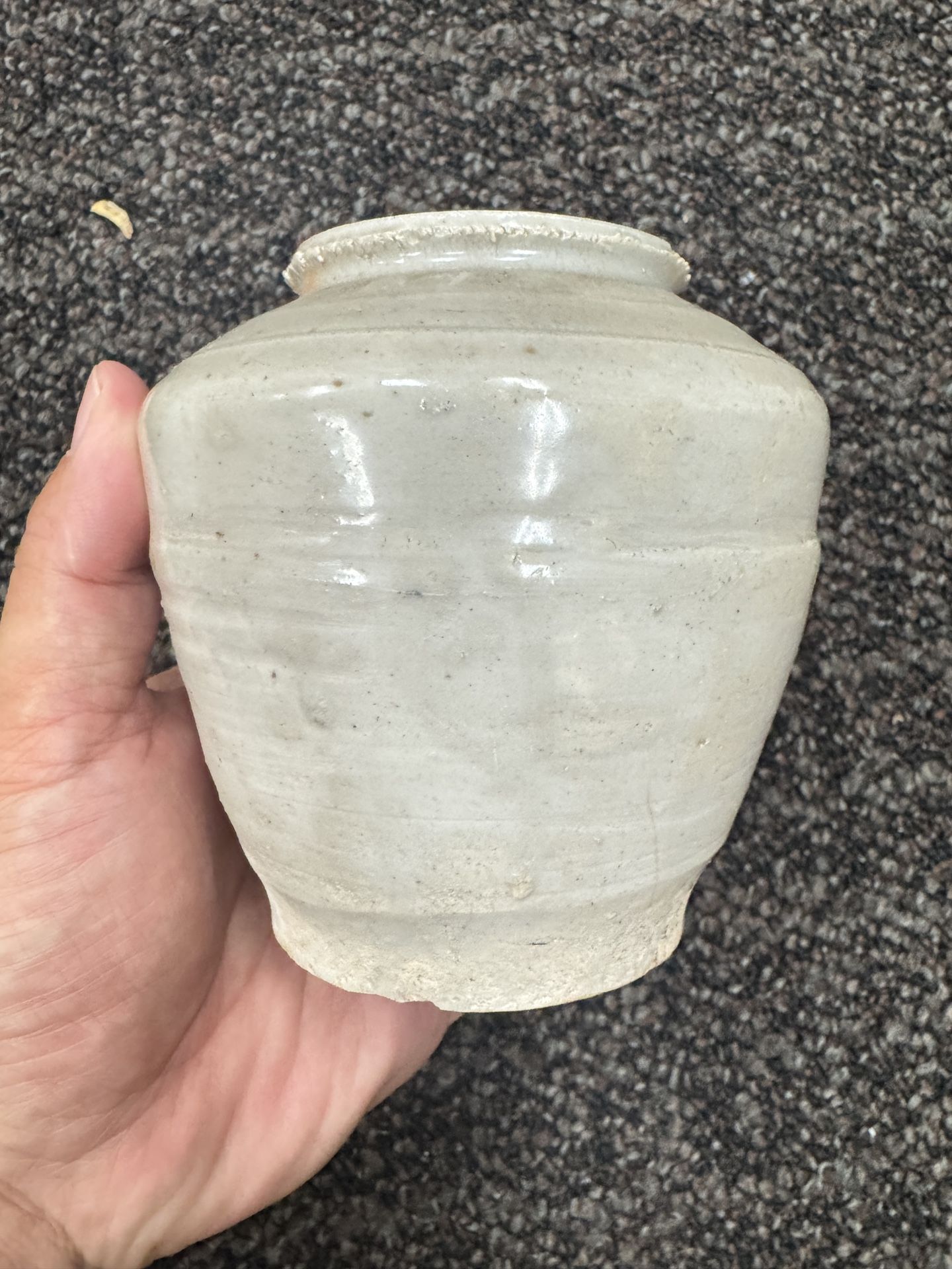 Antique Yuan Dynasty white glaze jar