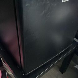 galanz mini fridge