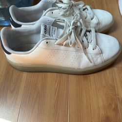 Adidas men’s shoes size 10