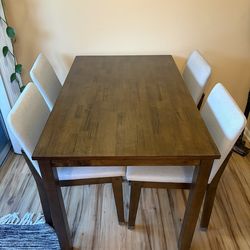 Wood dining set - Table + 4 cream chairs