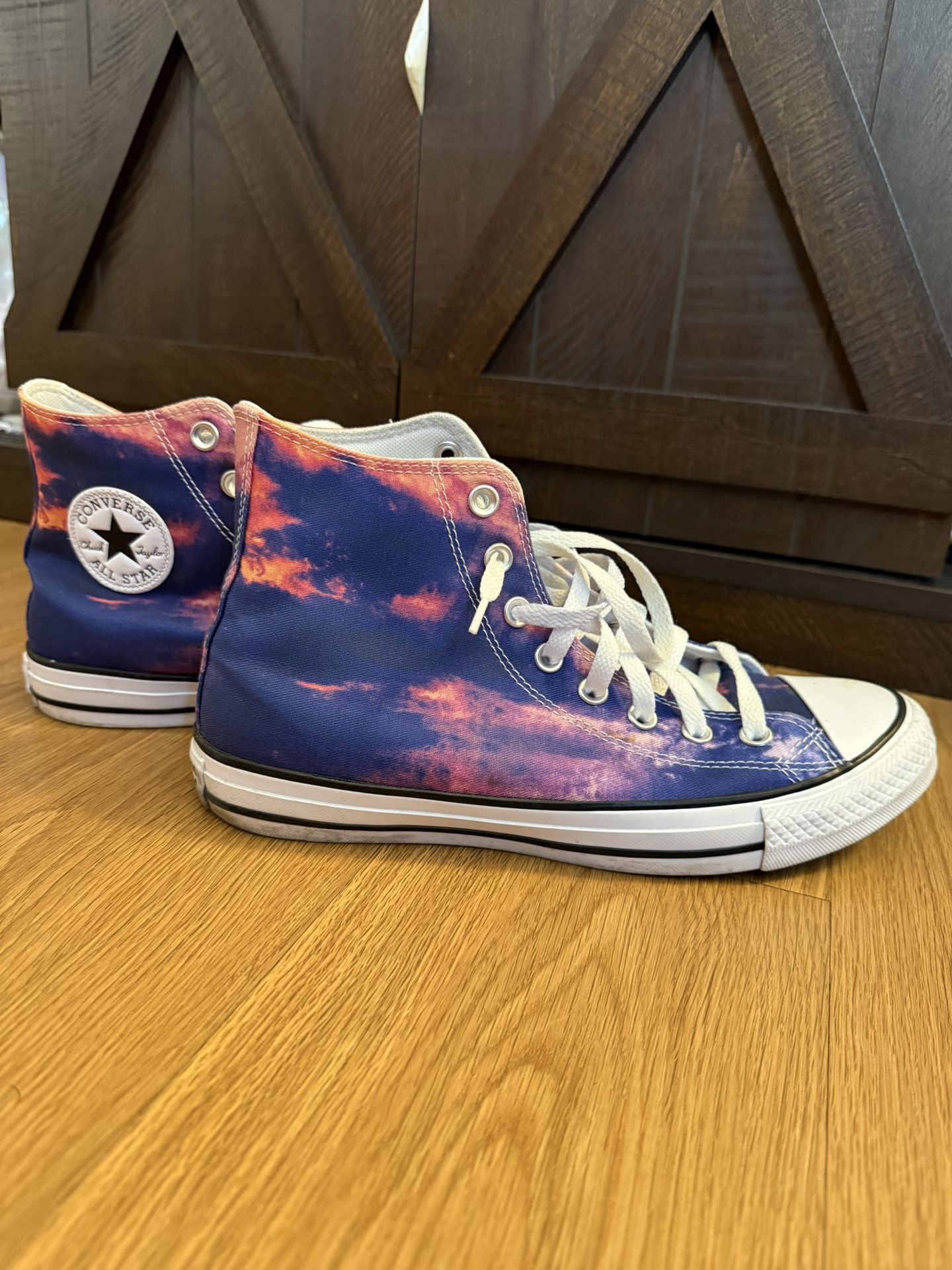 Converse Sunset Women Shoes Size 10