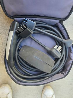 Tesla Charging Kit with SAE J1772 Adapter