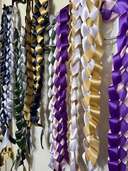 Graduation leis