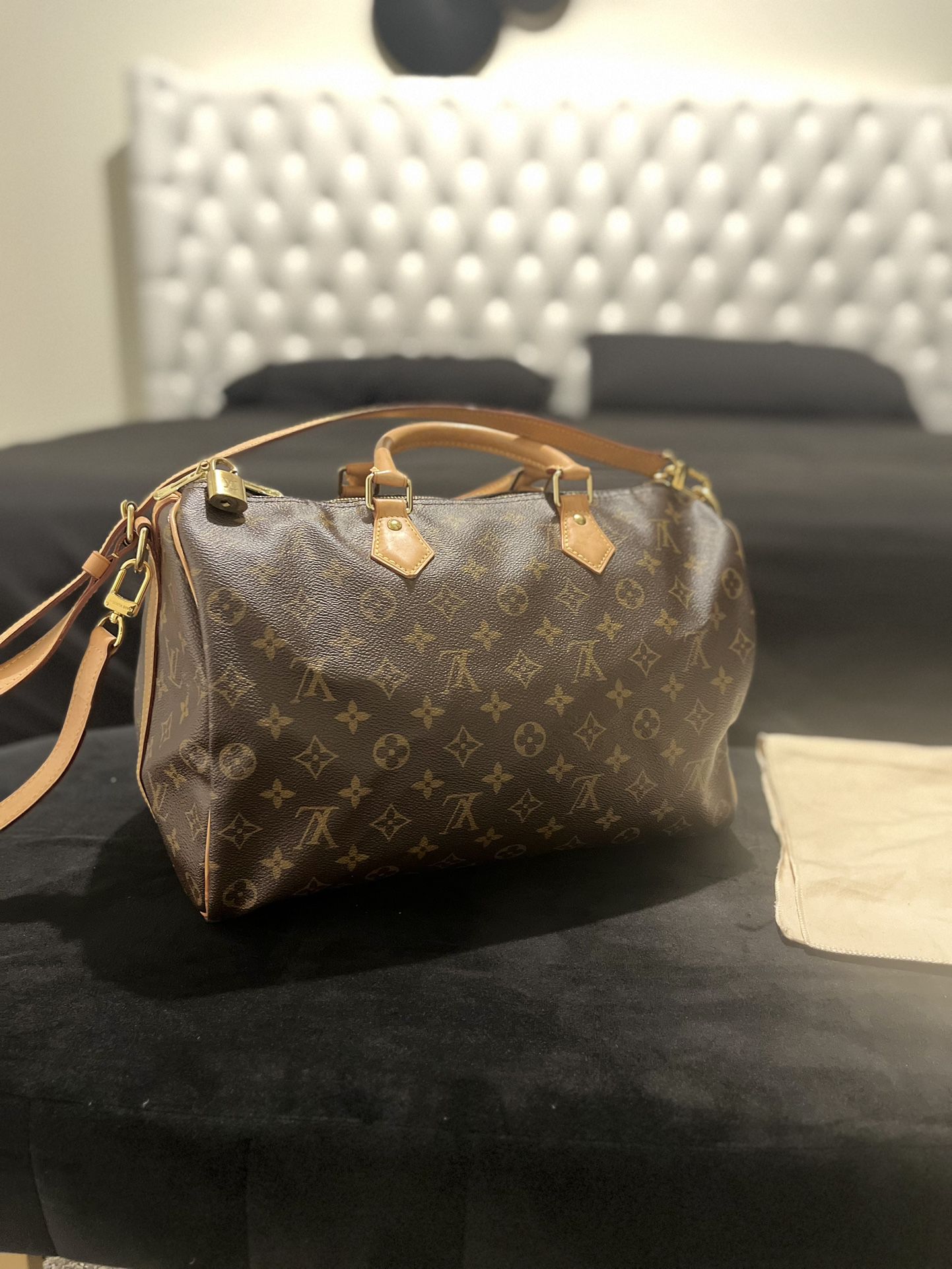 Louis Vuitton Brown Speedy Bandoulier 30 Handbag Shoulder Bag
