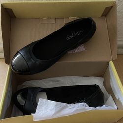  Cathy Jeans Women’s Size 7 Black Flats