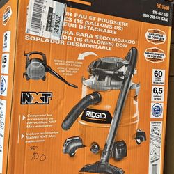 Ridgid16 gallons 6.5 HP shop vacuum with detachable blower