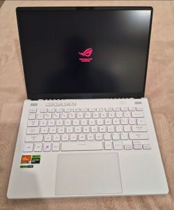 ASUS ROG Zephyrus G14 Gaming Laptop – Ryzen 9 / RTX 4060 / 165Hz QHD