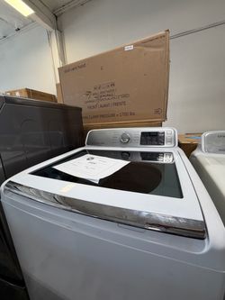 GE Front Load Dryer with Steam