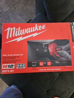 Milwaukee M12 Drain Snake Kit 2571-21